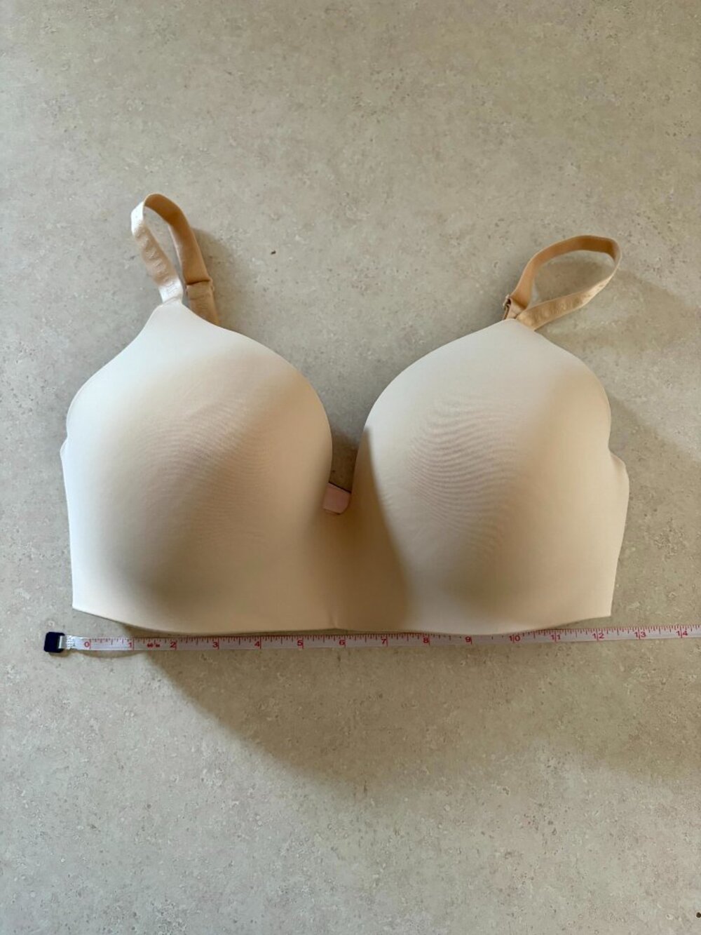 Victoria's Secret Smooth Marzipan Beige 36DD T-Shirt Lightly Lined Wireless Bra